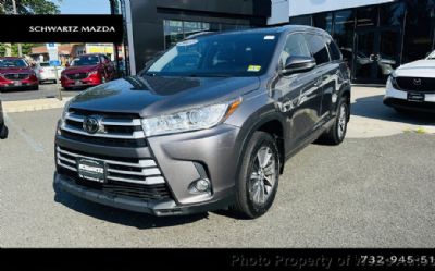 Photo of a 2017 Toyota Highlander SUV for sale