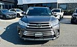2017 Highlander Thumbnail 38