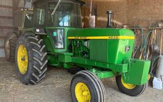 Photo of a 1976 John Deere 4030 | Quad-Range Transmission | Cab With Heat & A/C for sale