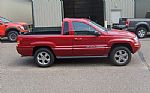 2004 Grand Cherokee Thumbnail 2