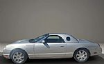 2004 Thunderbird Thumbnail 2