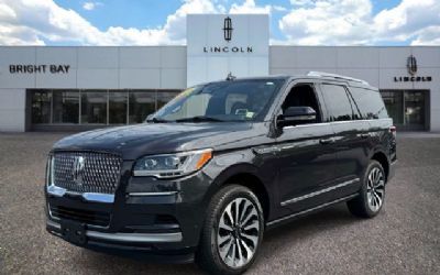 Photo of a 2024 Lincoln Navigator SUV for sale