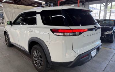 Photo of a 2022 Nissan Pathfinder SUV for sale