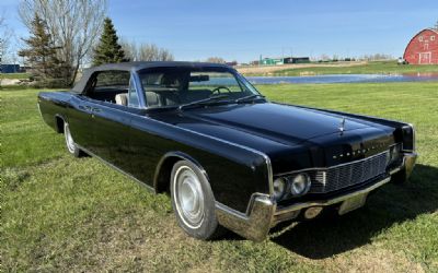 Photo of a 1967 Lincoln Continental 4-DOOR Sedan Convertible for sale