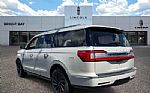 2021 Navigator L Thumbnail 2