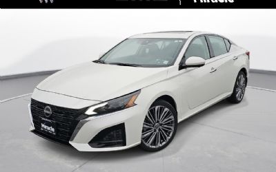 Photo of a 2023 Nissan Altima 2.5 SL for sale