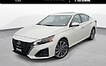 2023 Altima Thumbnail 1