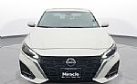 2023 Altima Thumbnail 2
