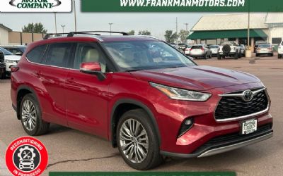 Photo of a 2021 Toyota Highlander Platinum for sale