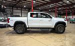 2024 Colorado ZR2 Thumbnail 10