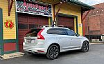 2017 XC60 Thumbnail 4