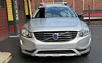 2017 XC60 Thumbnail 10