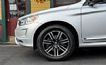 2017 XC60 Thumbnail 30