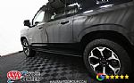 2025 Yukon XL Thumbnail 13