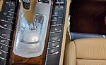 2012 Panamera Thumbnail 29