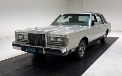 Photo of a 1986 Lincoln Town Car Cartier Designer Seri 1986 Lincoln Town Car Cartier Designer Series Sedan for sale