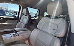 2022 Navigator Thumbnail 9