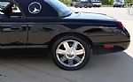 2005 Thunderbird Thumbnail 28