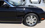 2005 Thunderbird Thumbnail 34