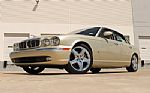 2006 XJ8 L Thumbnail 4