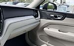 2025 XC60 Plug-In Hybrid Thumbnail 35