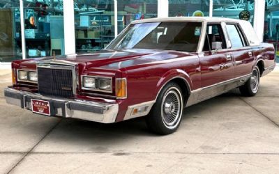 Photo of a 1989 Lincoln Town Car Sedan for sale