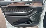 2023 Grand Cherokee L Thumbnail 12