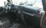 2016 Wrangler Thumbnail 16