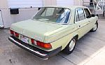1977 240D Thumbnail 16