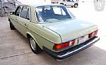 1977 240D Thumbnail 15