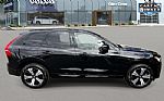 2025 XC60 Plug-In Hybrid Thumbnail 3