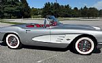 1961 Corvette Convertible Thumbnail 32