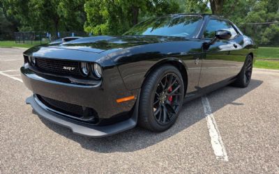 2016 Dodge Challenger SRT Hellcat 2DR Coupe
