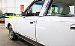 1989 Town Car Signature Thumbnail 22