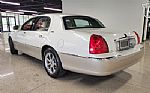 2005 Town Car Signature Limited Thumbnail 27