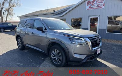 2024 Nissan Pathfinder S