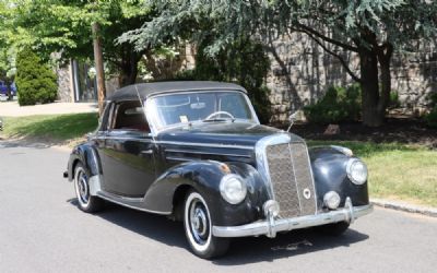 1954 Mercedes-Benz 220A 