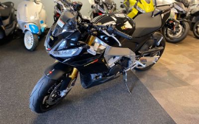 Photo of a 2022 Aprilia Tuono V4 1100 Factory for sale