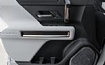 2022 HUMMER EV Thumbnail 42