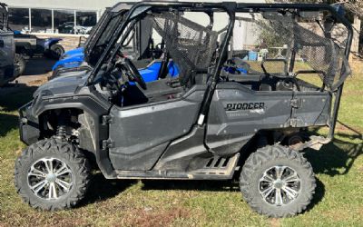 Photo of a 2019 Honda Pioneer 1000-5 Deluxe for sale