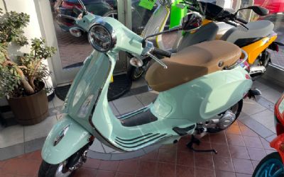 2023 Vespa Primavera 50 