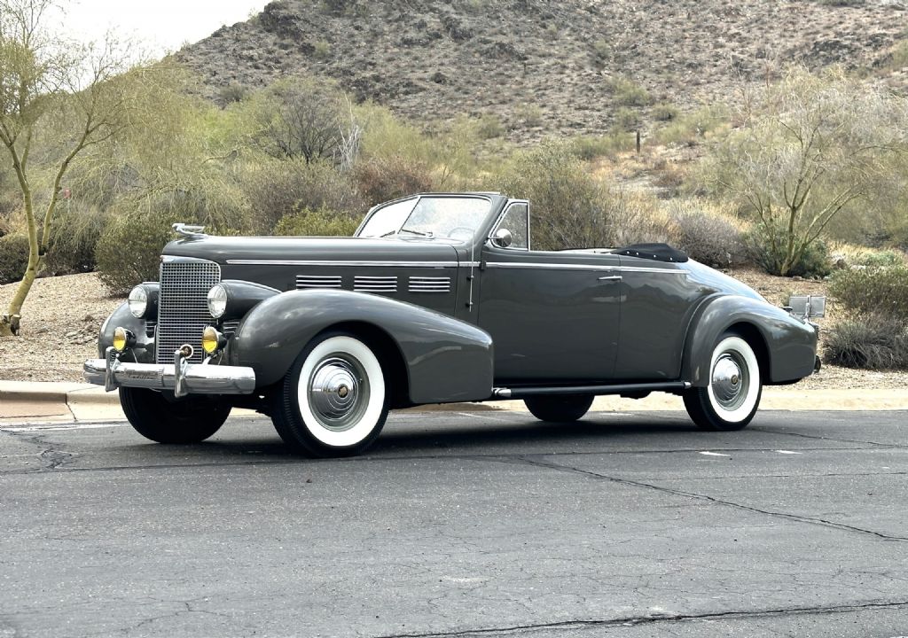 1938 Series 75 Convertible Coupe Image