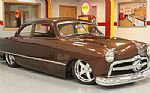 1949 Ford Custom 2 Door Sedan