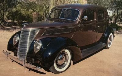 1937 Ford Deluxe Sedan