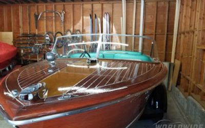1961 Chris-Craft Constellation 19' Wooden Boat With Trailer