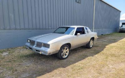 Photo of a 1986 Oldsmobile Cutlass Supreme Base for sale