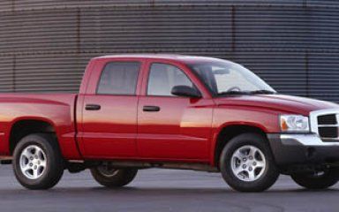 Photo of a 2005 Dodge Dakota 4DR Quad Cab 131 WB 4WD SLT for sale