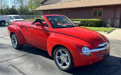 Photo of a 2004 Chevrolet SSR LS Truck for sale