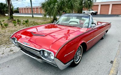 Photo of a 1961 Ford Thunderbird for sale