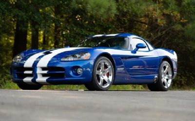 Photo of a 2006 Dodge Viper SRT10 Dual Silver Painted Stripes for sale